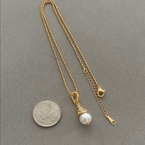 Gold Christmas Tree Pendant Necklace with Pearls| freshwater pearl necklace - Picture 4 of 5